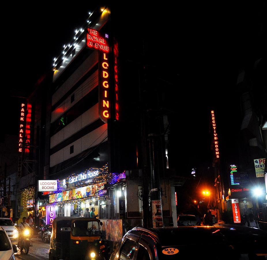 Royal Avenue Hotel Bangalore Exterior foto